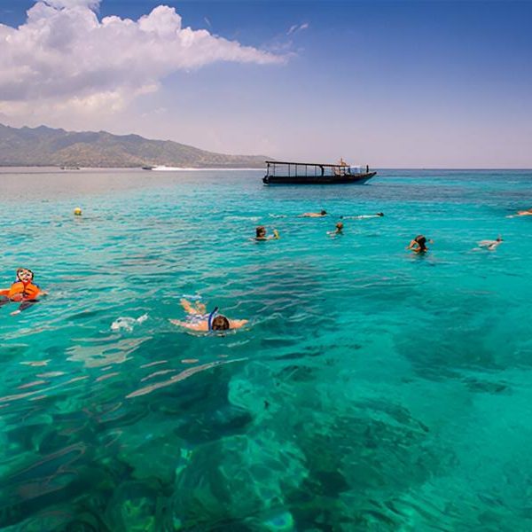 Gili beach